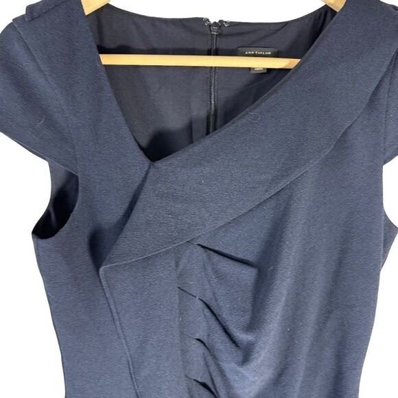 Ann Taylor Navy Ruffle Front Dress Sz 4 - Picture 1 of 11